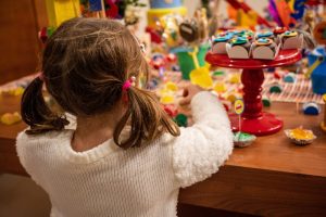 Dětské hračkářství a knihkupectví: Rodinná přátelská místa v Karlíně